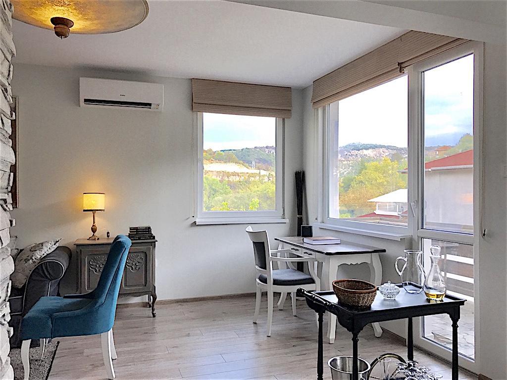 Penthouse Tsarevets Apartment Veliko Tărnovo Exterior foto